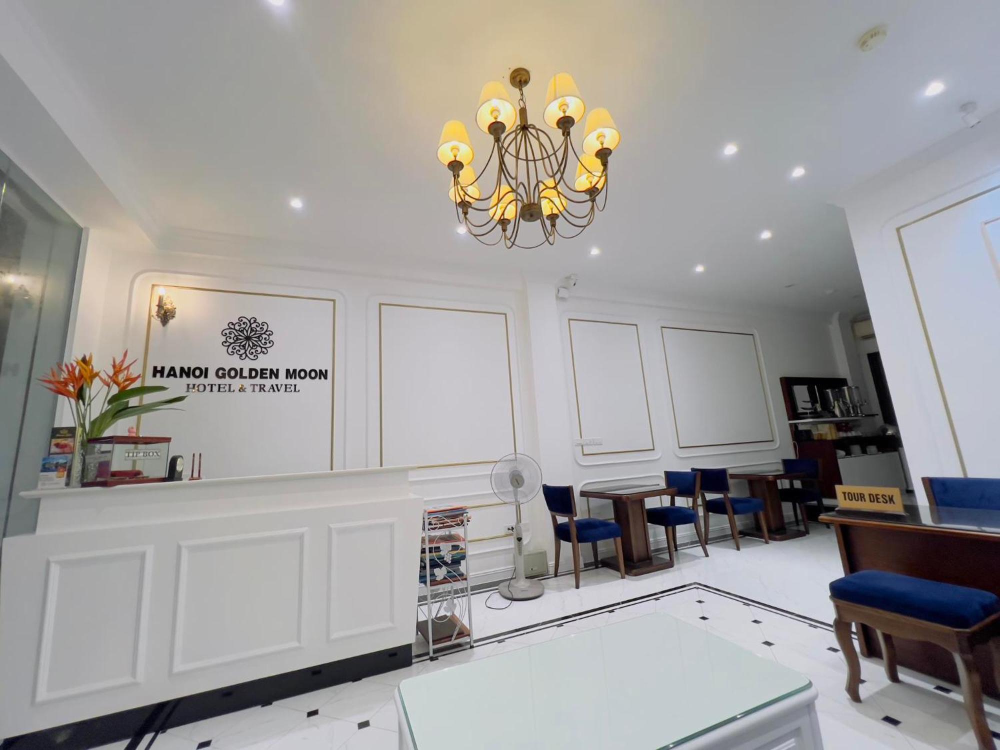 Hanoi Golden Moon Hotel & Travel — Foto 1